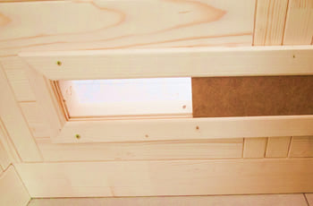 Sauna finlandese Regina 15 - Incluso nel kit sauna - Fessura di ventilazione
